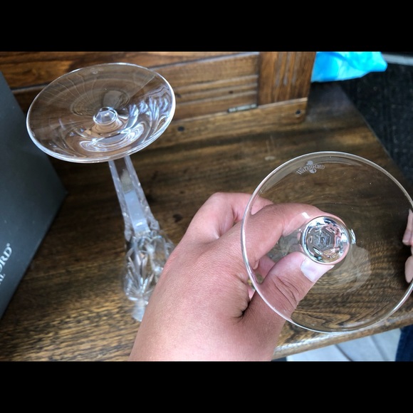 Waterford Crystal Millenium Collection “Peace” set of 2 Champagne Flutes - Picture 4 of 5